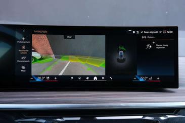 BMW X5 XDrive30d — photo 16