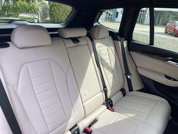 BMW X3 M40d — photo 15