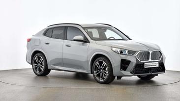 BMW IX2 EDrive20 — photo 5