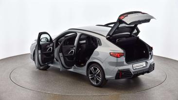 BMW IX2 EDrive20 — photo 13