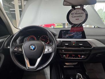 BMW X3 XDrive30e — photo 19