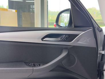 BMW X3 XDrive30e — photo 29