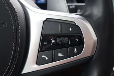 BMW X5 XDrive45e — photo 22