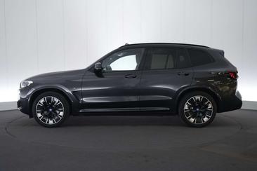 BMW iX3 — photo 11