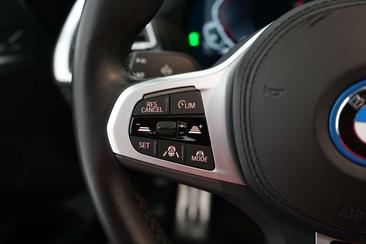 BMW iX3 — photo 32