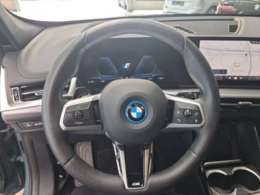BMW IX1 XDrive30 — photo 14