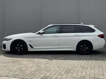 BMW Série 5 530e — photo 8