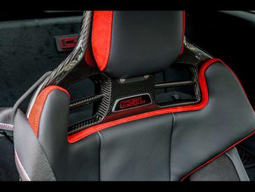 BMW M4 CSL — photo 25