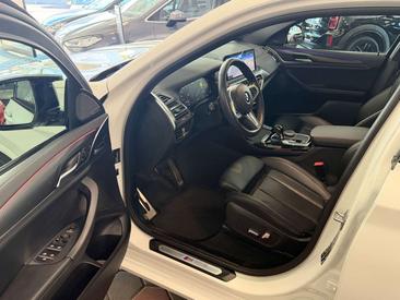 BMW X4 M — photo 9