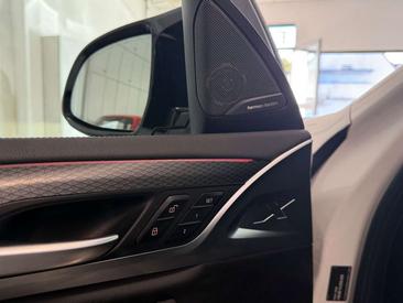 BMW X4 M — photo 11