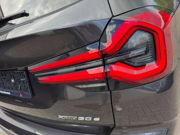 BMW X3 XDrive30e — photo 8