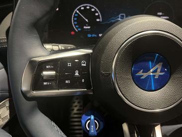 Alpine A390 GT — photo 18