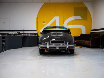Porsche 356 C — photo 12