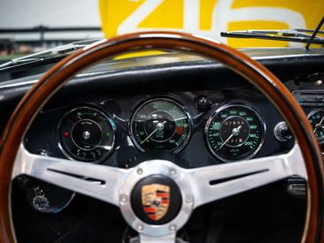 Porsche 356 C — photo 26
