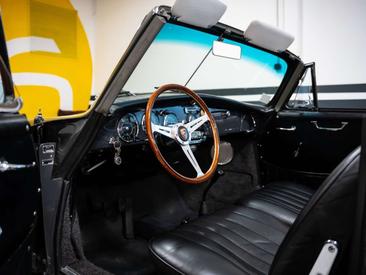 Porsche 356 C — photo 27