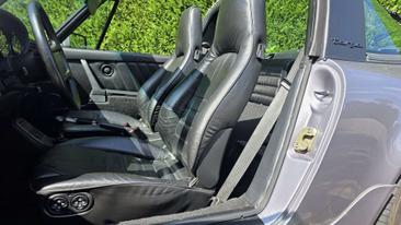 Porsche 964 CARRERA 4 — photo 14