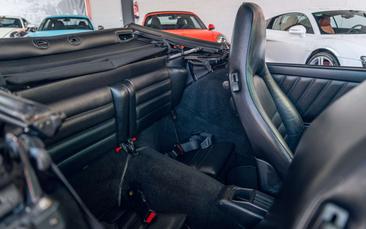 Porsche 964 Carrera 2 — photo 16