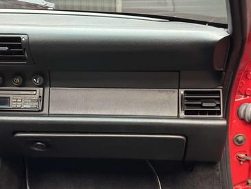 Porsche 964 Carrera 2 — photo 23