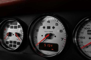 Porsche 911 Carrera 4S — photo 28