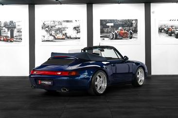 Porsche 911 Carrera S — photo 11