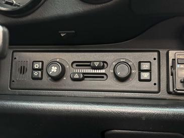 Porsche 964 Carrera 2 — photo 28