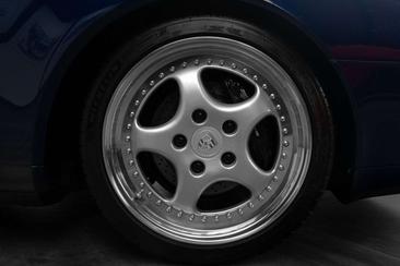 Porsche 911 Carrera S — photo 14