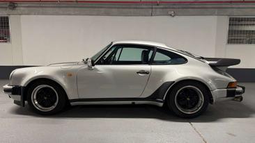 Porsche 930 Turbo — photo 7