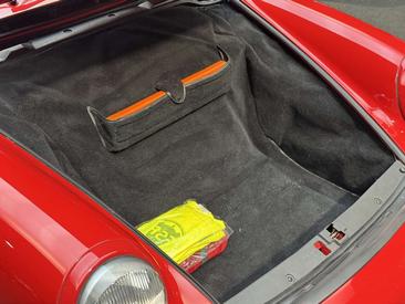 Porsche 964 Carrera 2 — photo 38