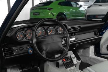 Porsche 911 Carrera S — photo 31