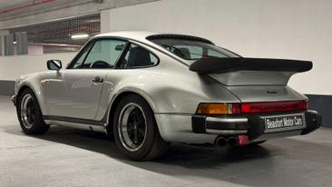 Porsche 930 Turbo — photo 11