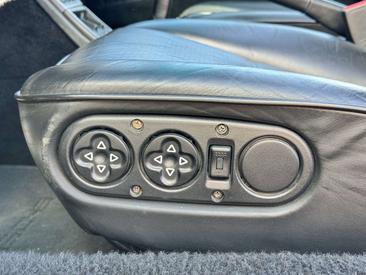 Porsche 911 Carrera 4 — photo 22