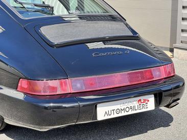 Porsche 911 Carrera 4 — photo 32