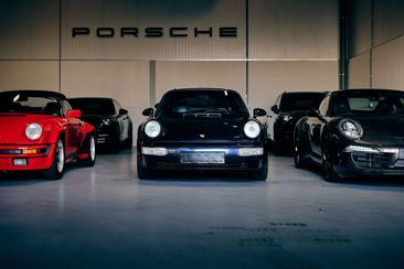 Porsche 964 Carrera 2 — photo 30