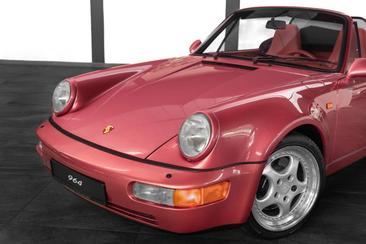 Porsche 911 Cabriolet Carrera 2 — photo 38