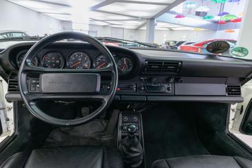Porsche 930 Turbo — photo 15