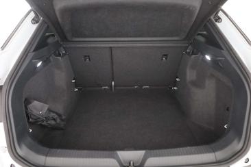 Volkswagen ID.4 Pro — photo 24