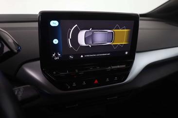 Volkswagen ID.4 Pro — photo 25