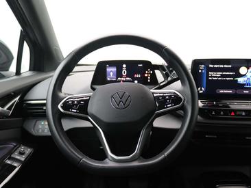 Volkswagen ID.4 Pro — photo 16
