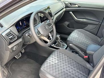Volkswagen T-CROSS 1.5 TSI — photo 8