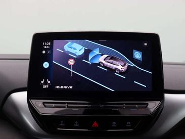 Volkswagen ID.4 Pro — photo 25