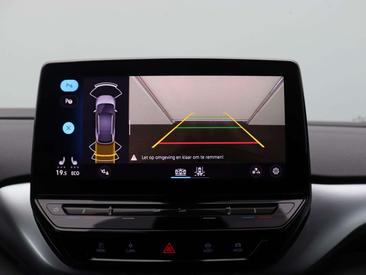 Volkswagen ID.4 Pro — photo 27