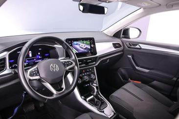 Volkswagen T-Roc 1.5 TSI — photo 3