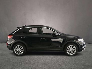 Volkswagen T-Roc 1.5 TSI — photo 8