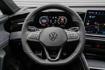 Volkswagen TIGUAN 2.0 TDI 4MOTION — photo 8