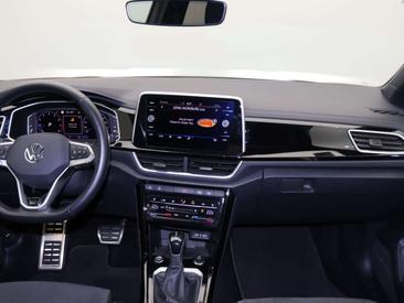 Volkswagen T-Roc R-Line — photo 10