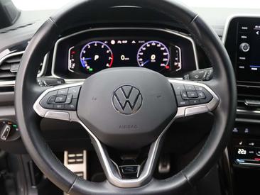 Volkswagen T-Roc R-Line — photo 14