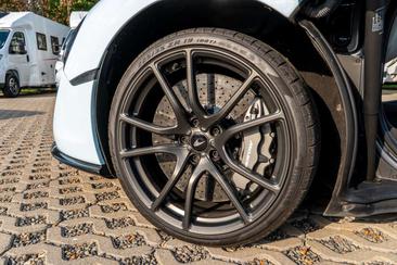 McLaren 570S — photo 11