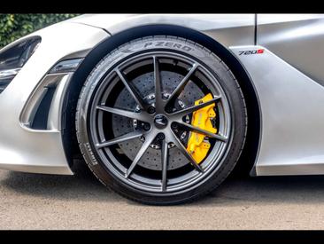McLaren 720S Spider — photo 8