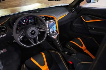 McLaren 720S Spider — photo 7