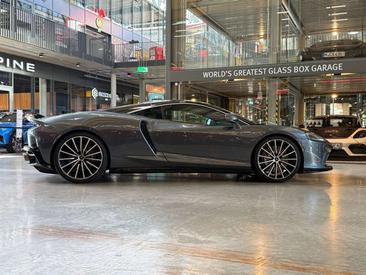 McLaren GT — photo 7